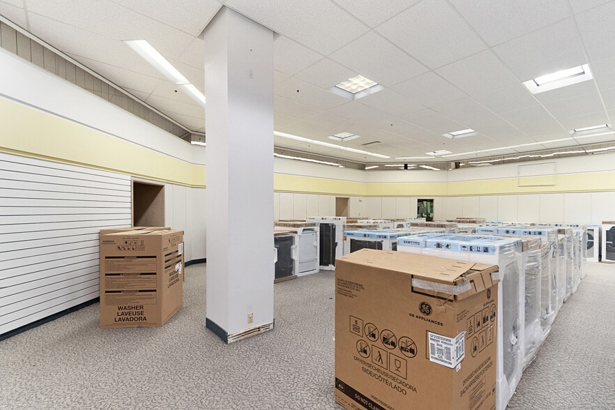 More Photos Of 1400 Dell Range Blvd, Cheyenne Unknown For Lease