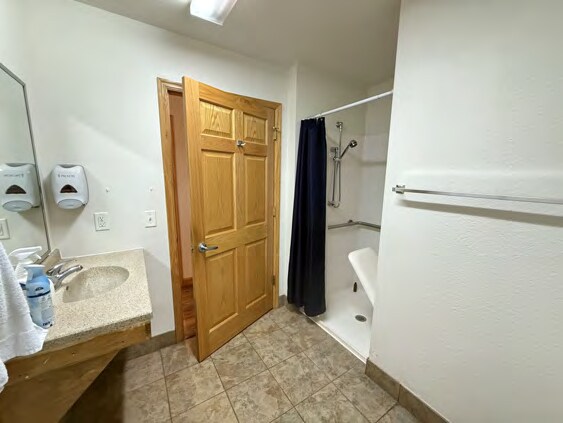 More Photos Of 245 Clarmar Dr, Sun Prairie Flex For Sale