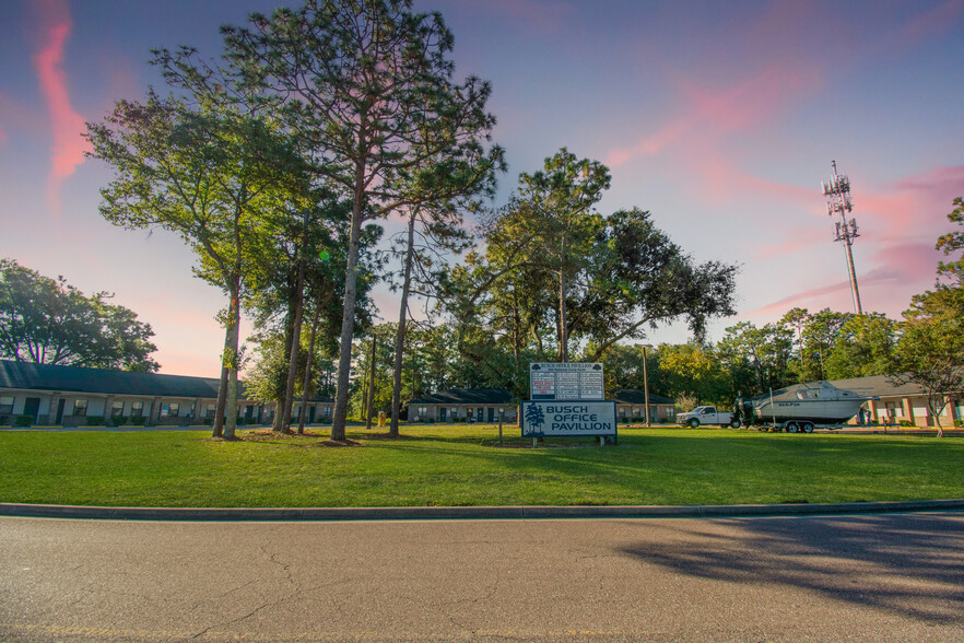 Primary Photo Of 550 Balmoral Cir, Jacksonville Medical For Sale