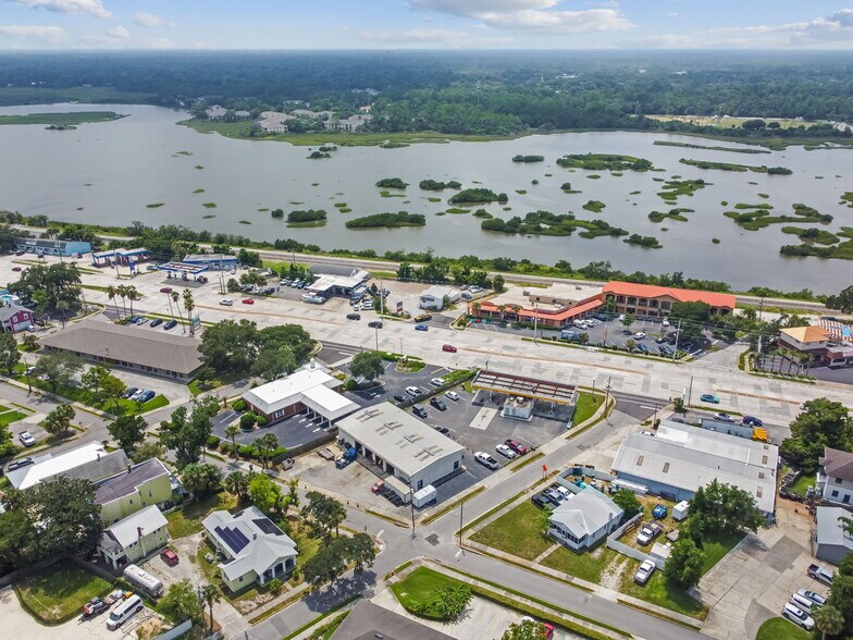 More Photos Of 2350 N Ponce De Leon Blvd, Saint Augustine Service Station For Sale
