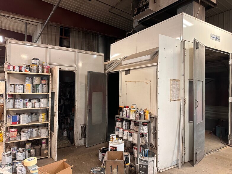 More Photos Of 3945 S Blue Star Dr, Traverse City Service For Sale