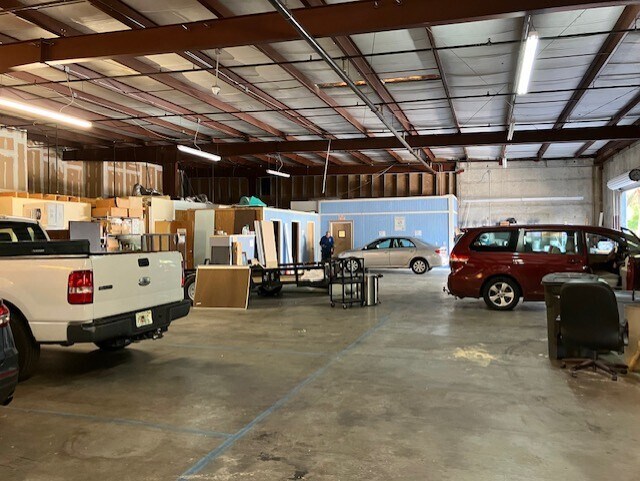 More Photos Of 4612 N 56th St, Tampa Research And Development For Sale