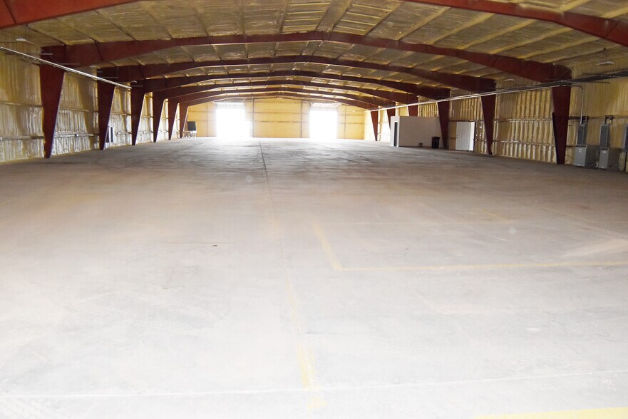 More Photos Of 1104 Constitution Dr, Trinidad Manufacturing For Sale