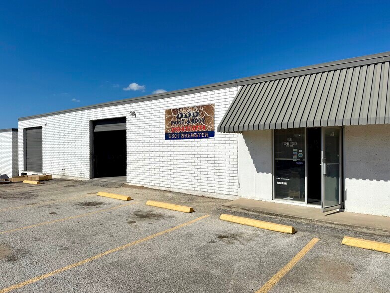 More Photos Of 5501-5505 Brewster St, San Antonio Warehouse For Lease