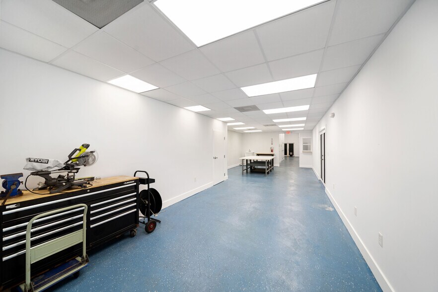 More Photos Of 6187 NW 167th St, Miami Lakes Office For Sale