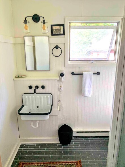 More Photos Of 42-50 Stoney Clove -1, Hunter Apartments For Sale