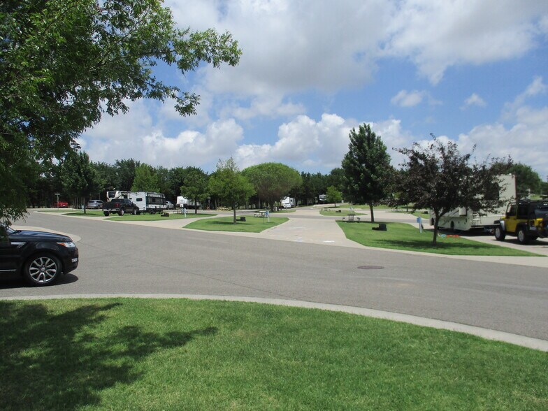 More Photos Of 1038 Airport Rd, Weatherford Manufactured Housing Mobile Home Park For Sale