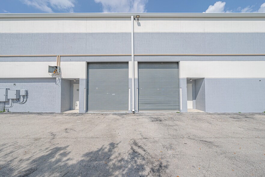 More Photos Of 7855 NW 29th St, Miami Warehouse For Lease