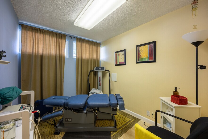 More Photos Of 667-669 Crespi Dr, Pacifica Medical For Sale