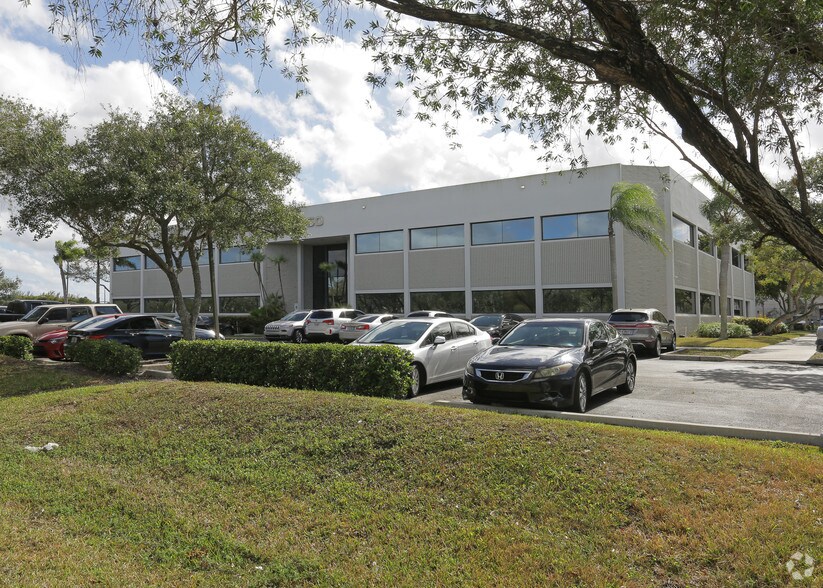 More Photos Of 12350 NW 39th St, Coral Springs Office For Sale