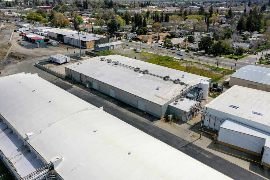 More Photos Of 680 Jones St, Yuba City Warehouse For Lease