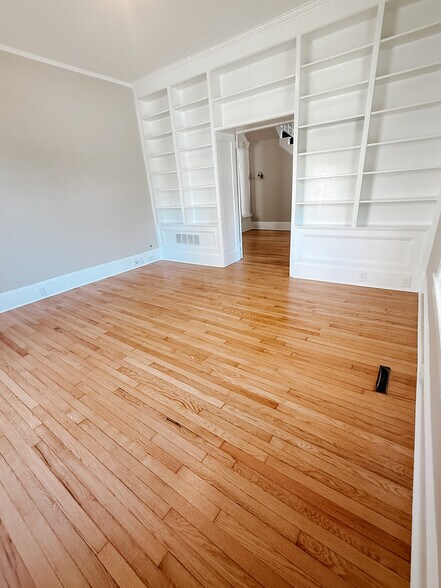 More Photos Of 1306 Hillsborough St, Raleigh Loft Creative Space For Lease