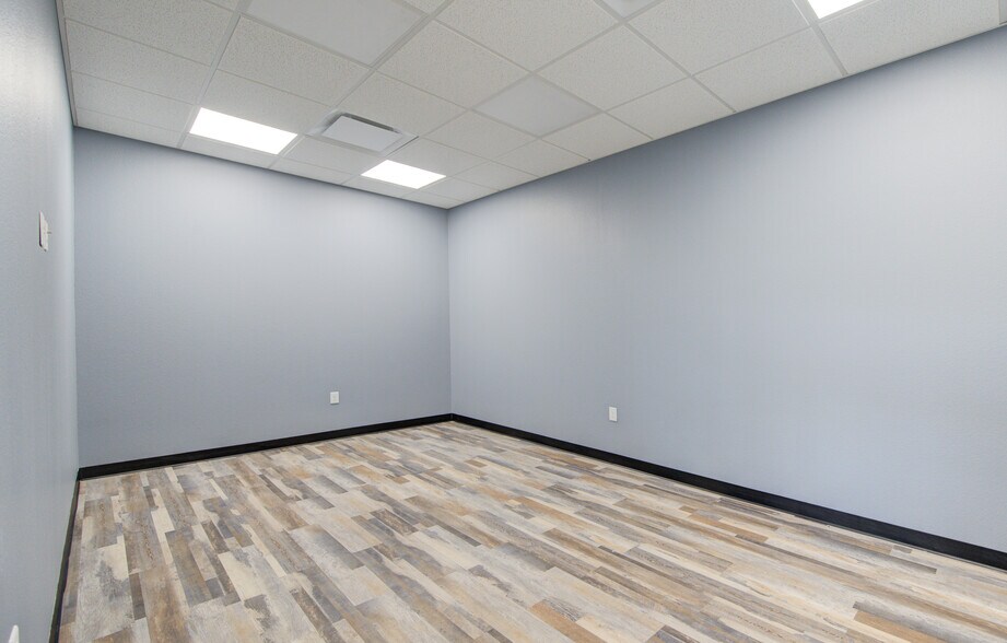 More Photos Of Eddie Dr, Humble Unknown For Lease