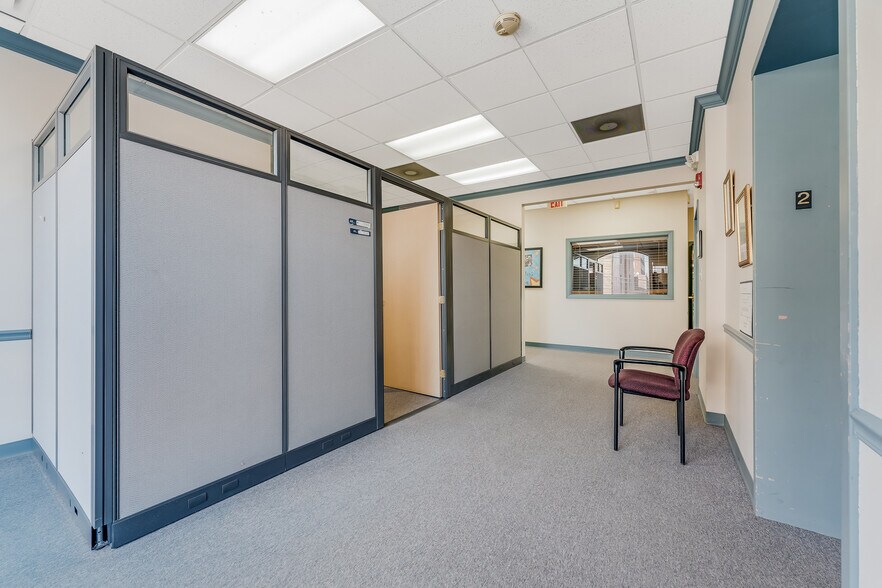 More Photos Of 224 Spruce St, Morgantown Office For Sale