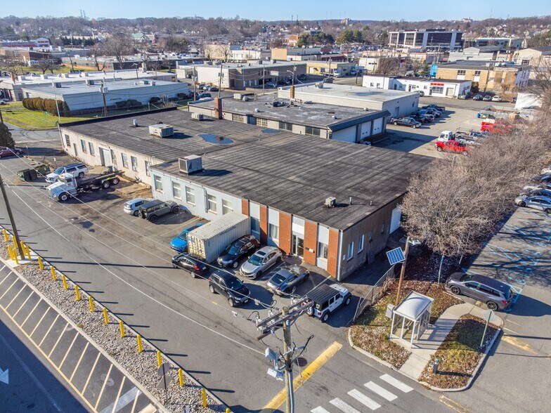 More Photos Of 95 Industrial St E, Clifton Warehouse For Sale