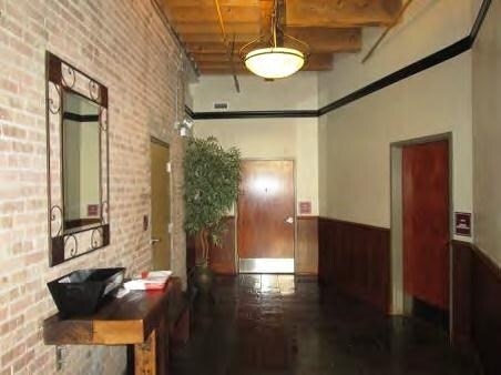 More Photos Of 311 N Aberdeen St, Chicago Loft Creative Space For Lease