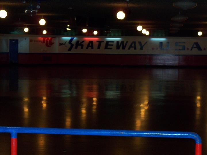 More Photos Of 1717 Franklin Ave, Henderson Skating Rink For Sale