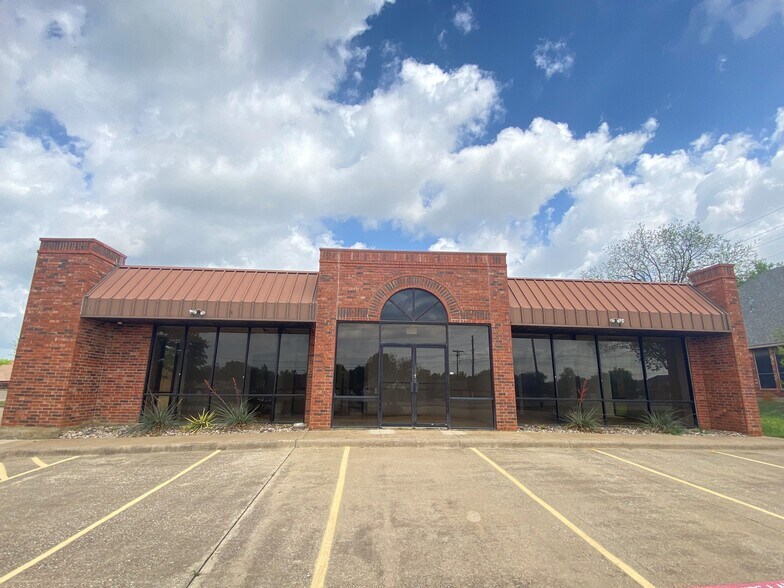 More Photos Of 315 Harwood Rd, Bedford Loft Creative Space For Lease