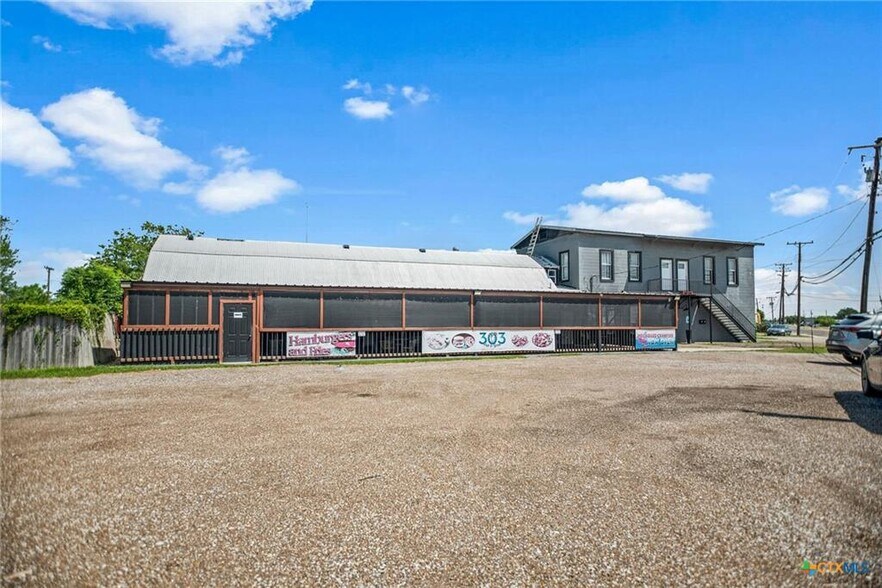 Primary Photo Of 619 Broadway St, Port Lavaca Restaurant For Sale