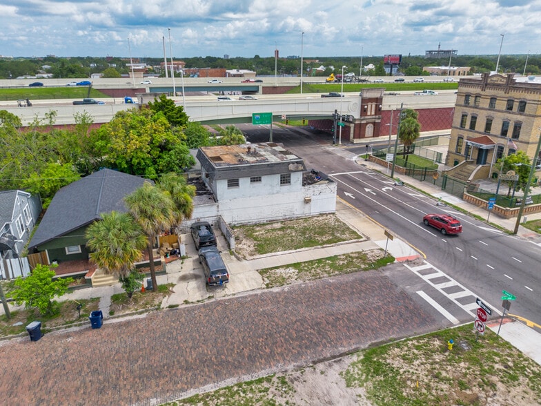 More Photos Of 1406 N Howard Ave, Tampa Office For Sale