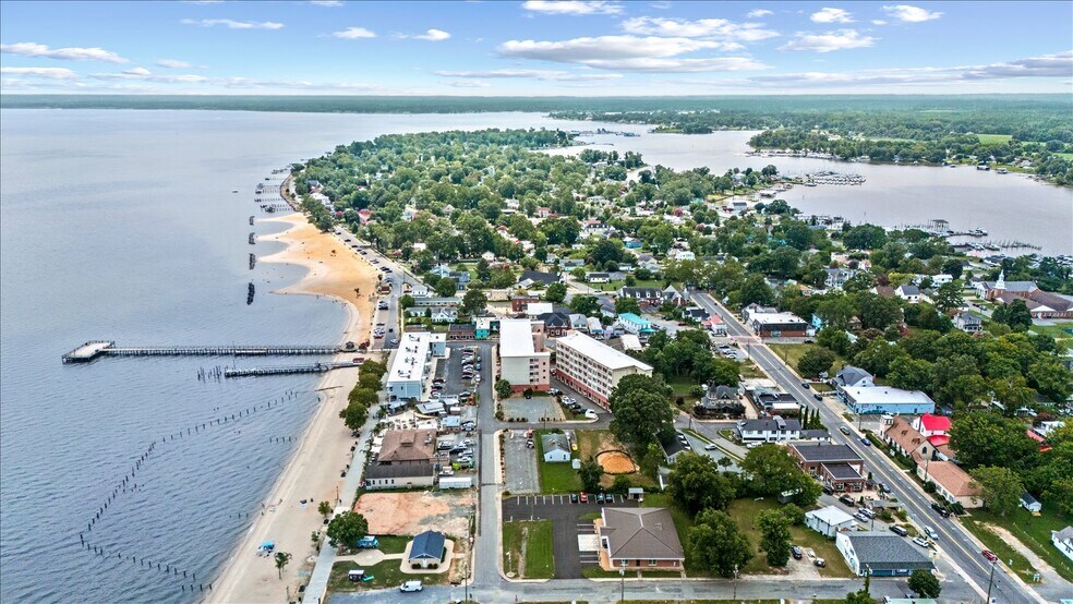 More Photos Of 10 Irving Ave N, Colonial Beach Apartments For Sale