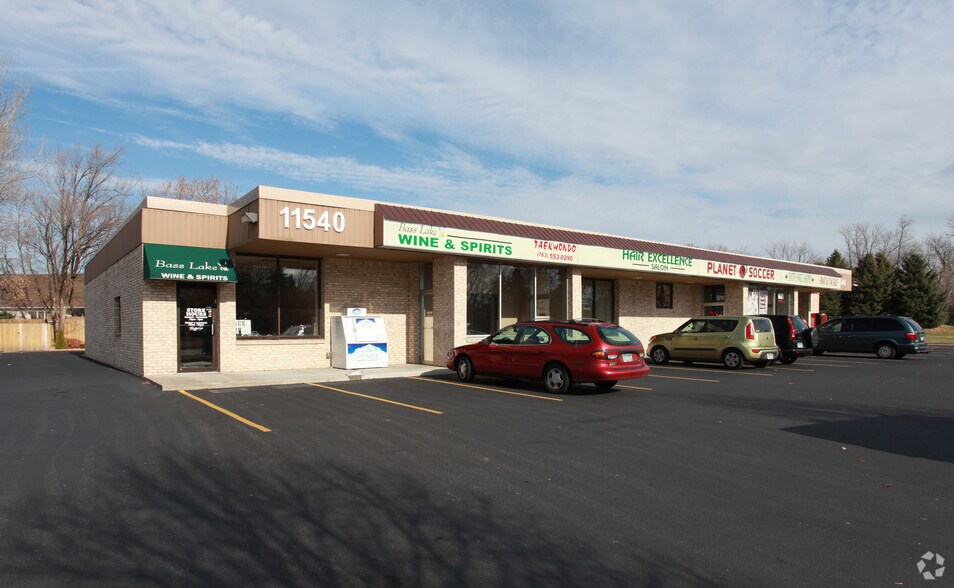 More Photos Of 11540 Bass Lake Rd, Plymouth Unknown For Lease