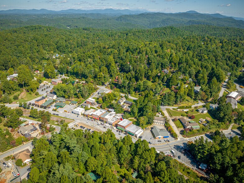 More Photos Of 108 E Main St, Saluda Bank For Sale