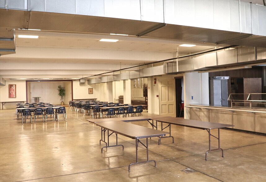 More Photos Of 6300 Minnesota Ave, Saint Louis Religious Facility For Sale