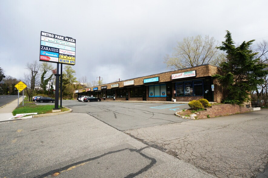 More Photos Of 125-143 Route 27, Edison General Retail For Lease