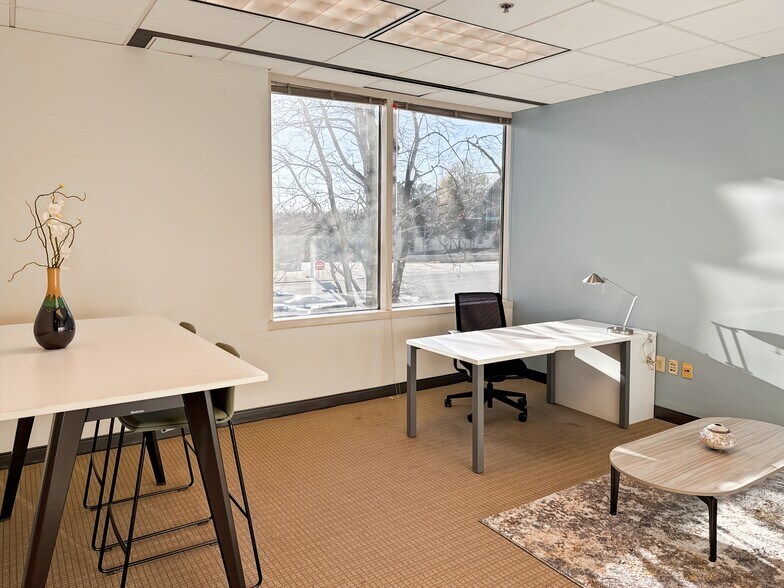 More Photos Of 5555 Glenridge Connector, Atlanta Coworking Space