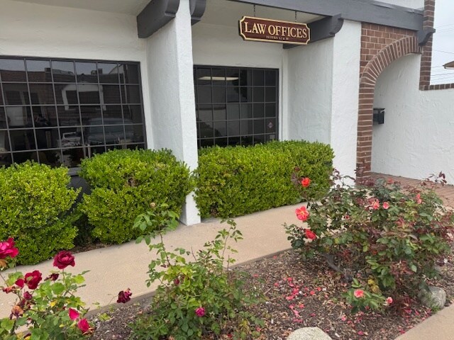 More Photos Of 505 N Sepulveda Blvd, Manhattan Beach Office Residential For Lease