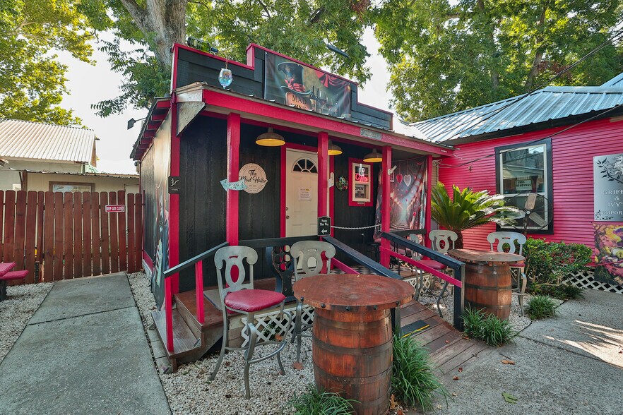 More Photos Of , Spring General Retail For Sale