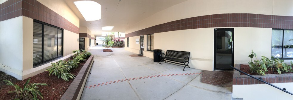 More Photos Of 2454 N McMullen Booth Rd, Clearwater Loft Creative Space For Lease