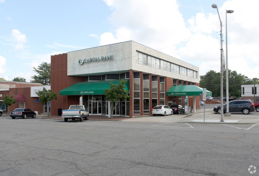 Primary Photo Of 130 N Steele St, Sanford Storefront Retail Office For Lease