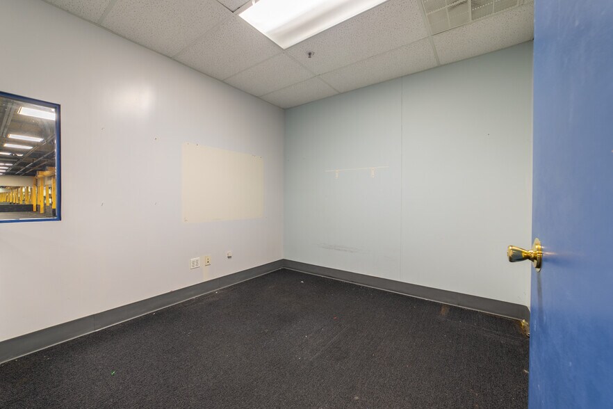 More Photos Of 450 State Route 34, Matawan Light Distribution For Lease