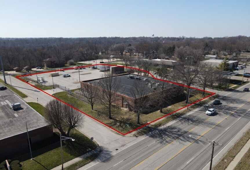 More Photos Of 2301 S Savage St, Independence Office For Sale