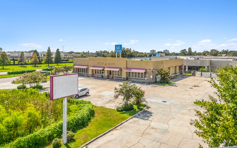 More Photos Of 11901 I 10 Service Rd, New Orleans Freestanding For Sale