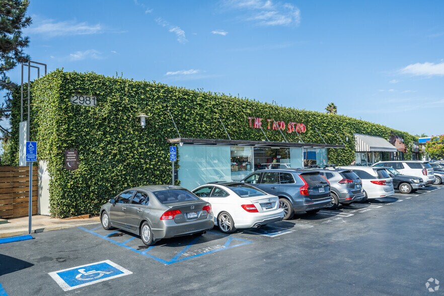 More Photos Of 2937 Bristol St, Costa Mesa Unknown For Lease