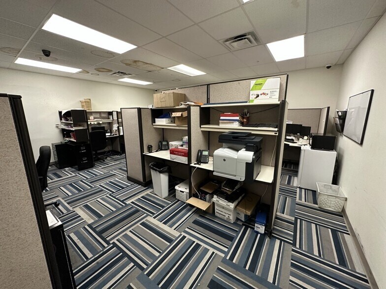 More Photos Of 652-682 S Ogden St, Buffalo Unknown For Lease