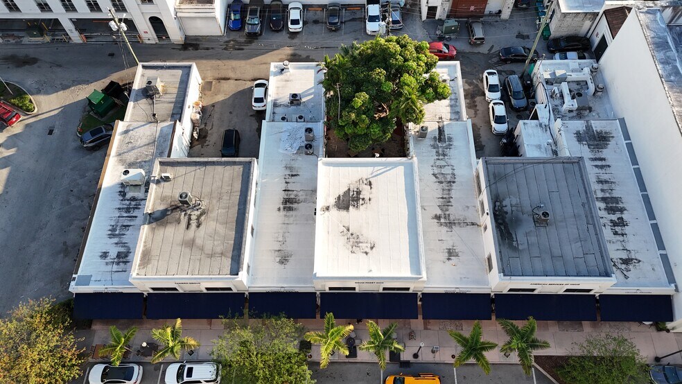 More Photos Of 246 Giralda Ave, Coral Gables Unknown For Lease