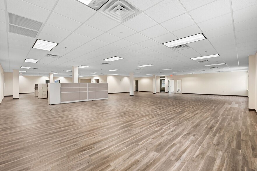More Photos Of 112 Long Hollow Pike, Goodlettsville Office For Lease