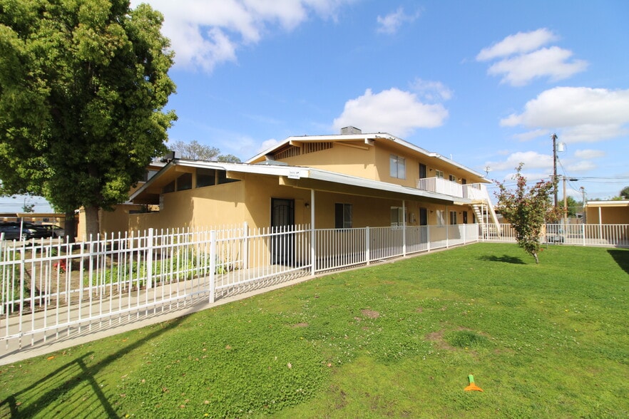 More Photos Of , Fresno Multifamily For Sale