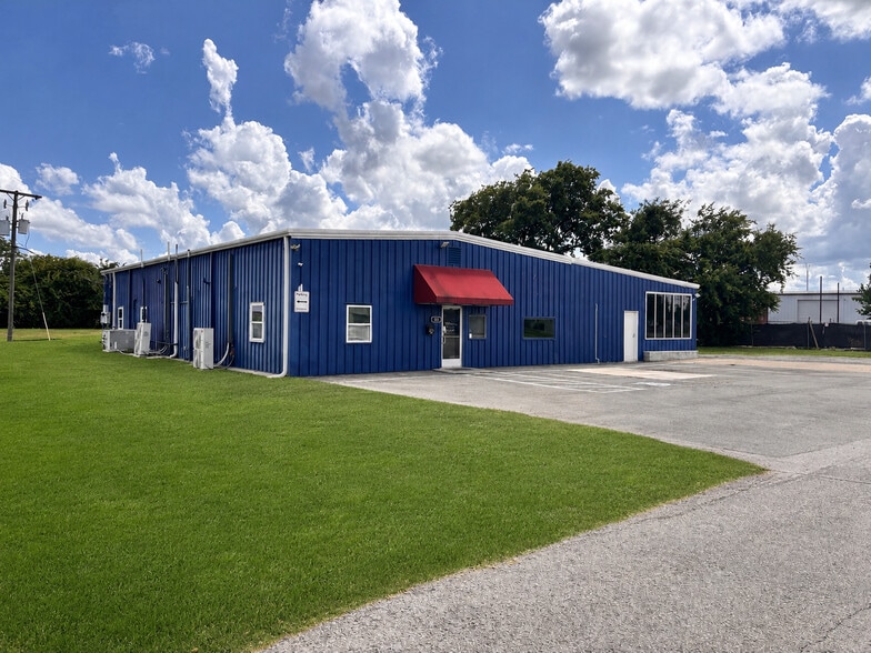 Primary Photo Of 120 Coad St, Fort Worth Warehouse For Lease