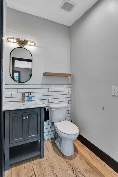 More Photos Of 1306 3rd Ave N, Nashville Loft Creative Space For Lease