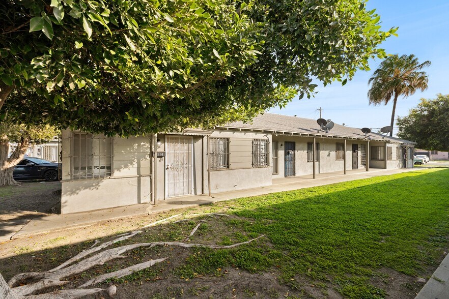 More Photos Of 1105-1125 E Hyde Park Blvd, Inglewood Apartments For Sale