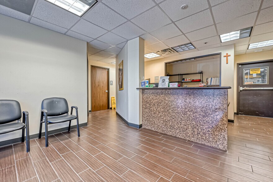 More Photos Of 9031 Ley Rd, Houston Warehouse For Sale