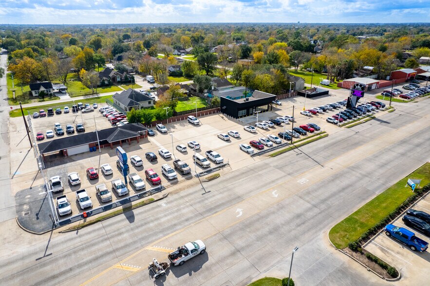 Primary Photo Of 1114 Spencer Hwy, South Houston Auto Dealership For Lease