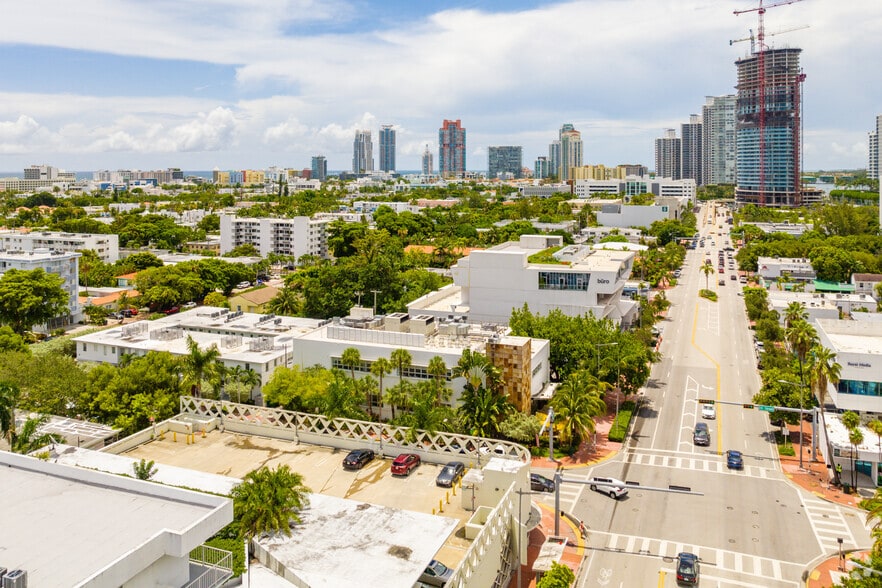 More Photos Of 955 Alton Rd, Miami Beach Restaurant For Lease