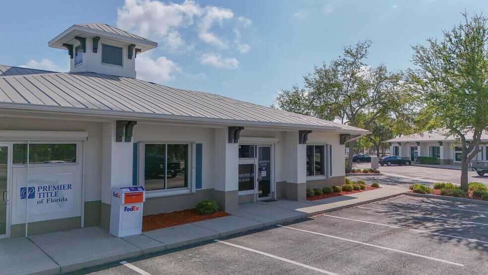 More Photos Of 17827 Murdock Cir, Port Charlotte Office For Sale