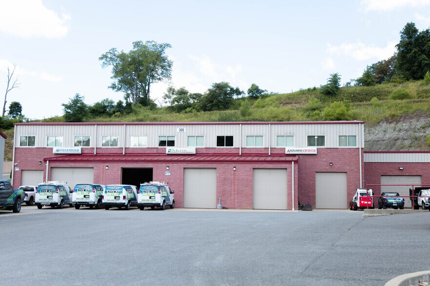 More Photos Of 700 Business Park Dr, Morgantown Showroom For Lease